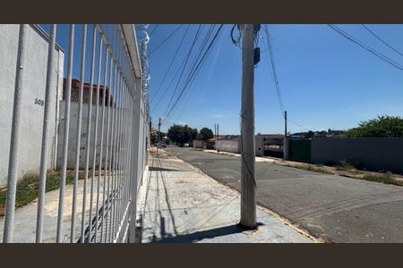 Casa à venda com 179m², 2 quartos e sem vaga