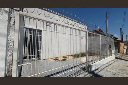 Casa à venda com 179m², 2 quartos e sem vaga