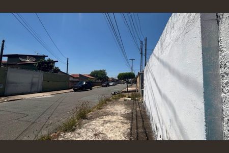 Casa à venda com 179m², 2 quartos e sem vaga