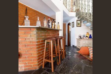 Casa à venda com 3 quartos, 156m² em Parque Jabaquara, São Paulo