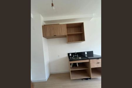 Apartamento para alugar com 37m², 1 quarto e sem vaga