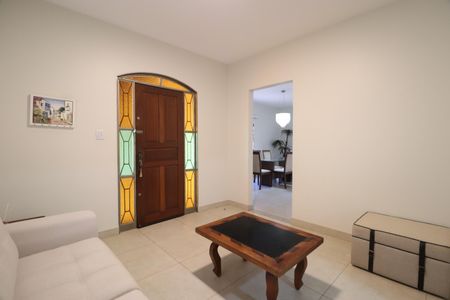Casa para alugar com 312m², 3 quartos e 4 vagasSala