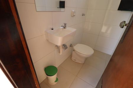 Casa para alugar com 312m², 3 quartos e 4 vagasBanheiro de serviço