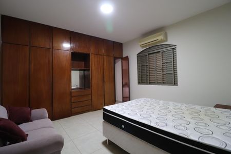 Casa para alugar com 312m², 3 quartos e 4 vagasQuarto 3 - Suíte