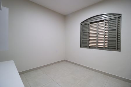 Casa para alugar com 312m², 3 quartos e 4 vagasQuarto 2