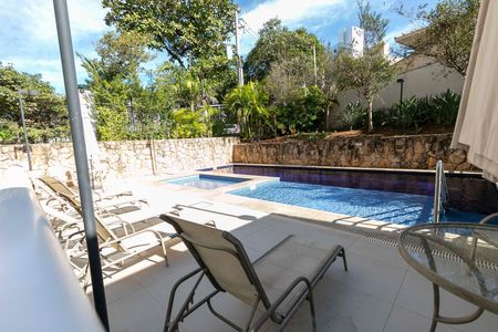 Apartamento à venda com 62m², 2 quartos e 1 vaga Apartamento à venda com 62m², 2 quartos e 1 vagaÁREA COMUM PISCINA