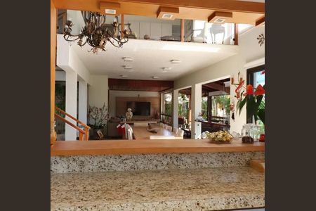 Casa de condomínio à venda com 450m², 3 quartos e 3 vagas