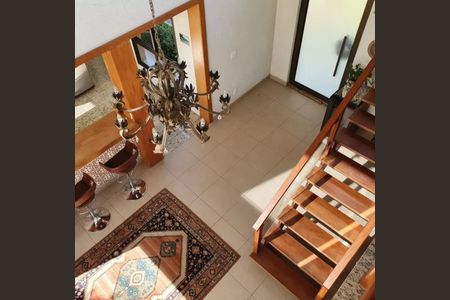 Casa de condomínio à venda com 450m², 3 quartos e 3 vagas