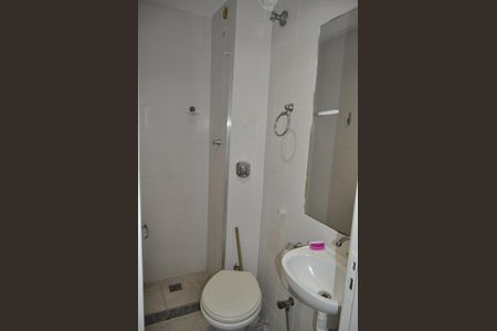 Apartamento à venda com 120m², 3 quartos e sem vagaBanheiro