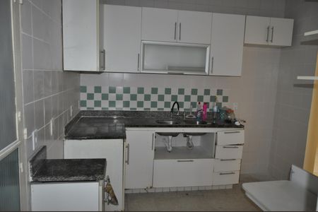 Apartamento à venda com 120m², 3 quartos e sem vagaCozinha