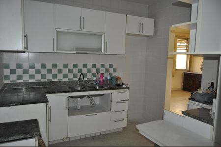 Apartamento à venda com 120m², 3 quartos e sem vagaCozinha