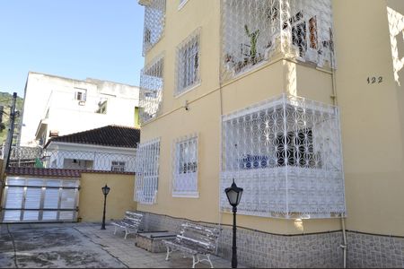 Apartamento à venda com 120m², 3 quartos e sem vagaÁrea externa
