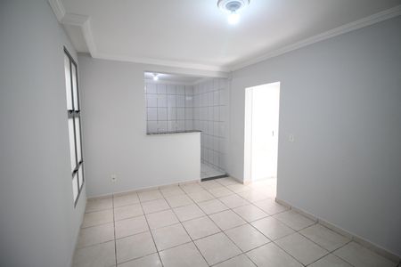 Sala de apartamento à venda com 2 quartos, 48m² em Diamante, Belo Horizonte
