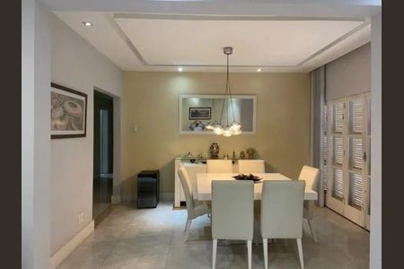 Apartamento à venda com 164m², 3 quartos e 1 vaga