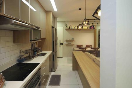 Cozinha de apartamento à venda com 1 quarto, 50m² em Jardim Ibitirama, São Paulo