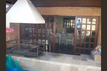 Casa à venda com 5 quartos, 600m² em Vila Cordeiro, São Paulo