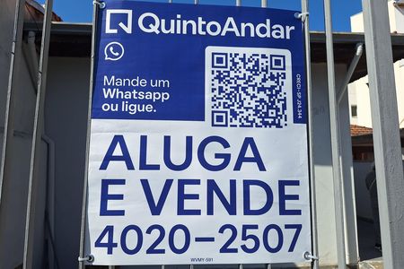 Casa para alugar com 225m², 2 quartos e 3 vagasFachada