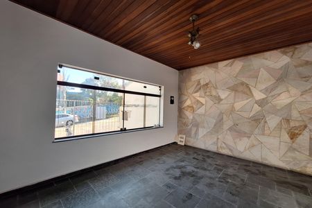 Casa para alugar com 225m², 2 quartos e 3 vagasSala