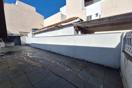 Casa para alugar com 225m², 2 quartos e 3 vagasQuintal