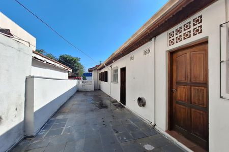 Casa para alugar com 225m², 2 quartos e 3 vagasQuintal