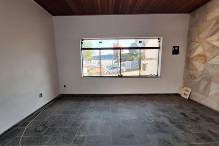 Casa para alugar com 225m², 2 quartos e 3 vagasSala