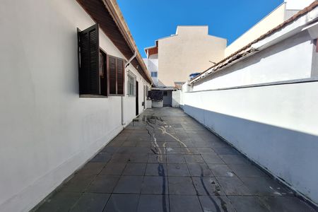 Casa para alugar com 225m², 2 quartos e 3 vagasQuintal