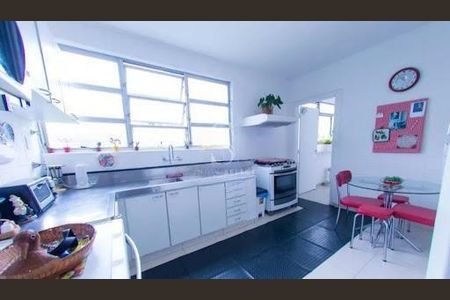 Apartamento à venda com 3 quartos, 170m² em Pinheiros, São Paulo