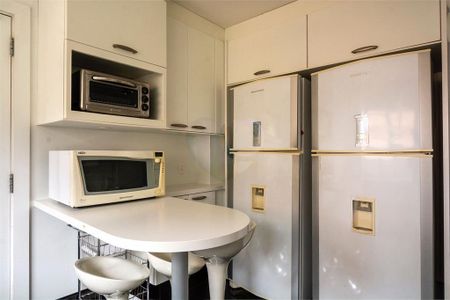 Apartamento à venda com 3 quartos, 333m² em Vila Nova Conceição, São Paulo