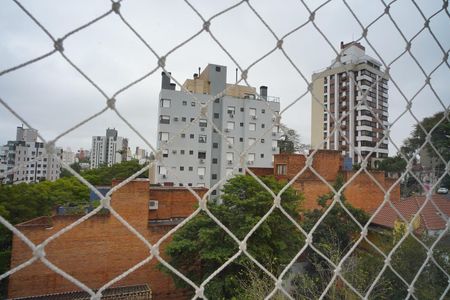 Quarto 3_Vista de apartamento para alugar com 3 quartos, 93m² em Petrópolis, Porto Alegre