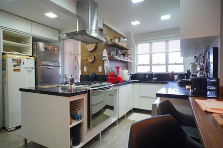 Apartamento para alugar com 93m², 3 quartos e 1 vaga