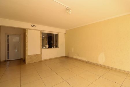 Garagem de casa à venda com 4 quartos, 260m² em Jardim Umarizal, São Paulo