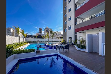 Apartamento à venda com 94m², 3 quartos e 2 vagas Apartamento à venda com 94m², 3 quartos e 2 vagasÁrea comum - Piscina
