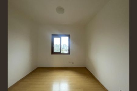 Apartamento para alugar com 120m², 3 quartos e 1 vaga