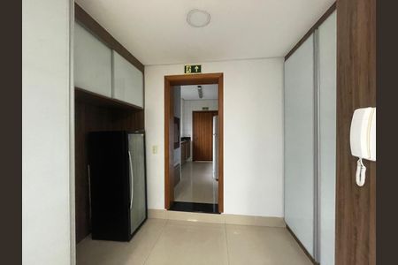 Apartamento para alugar com 120m², 3 quartos e 1 vaga