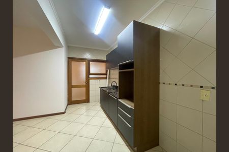 Apartamento para alugar com 120m², 3 quartos e 1 vaga