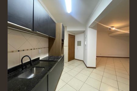 Apartamento para alugar com 120m², 3 quartos e 1 vaga