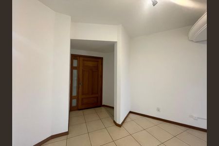 Apartamento para alugar com 120m², 3 quartos e 1 vaga