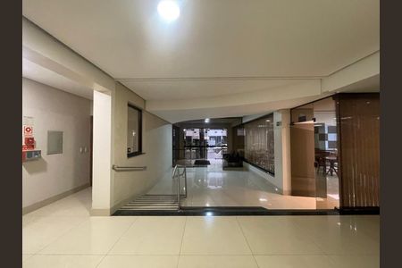 Apartamento para alugar com 120m², 3 quartos e 1 vaga