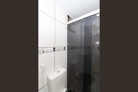Banheiro de apartamento para alugar com 1 quarto, 60m² em Realengo, Rio de Janeiro