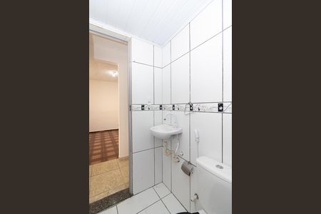Banheiro de apartamento para alugar com 1 quarto, 60m² em Realengo, Rio de Janeiro