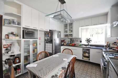 Foto 10 de casa à venda com 5 quartos, 320m² em Vila Albertina, São Paulo