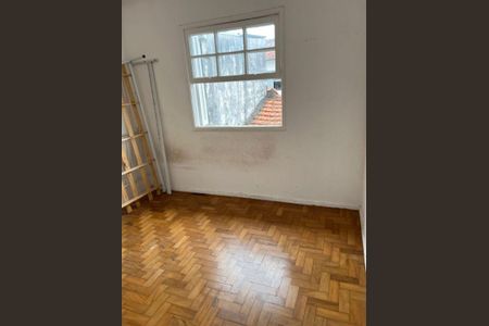 Casa à venda com 2 quartos, 70m² em Jardim Rizzo, São Paulo