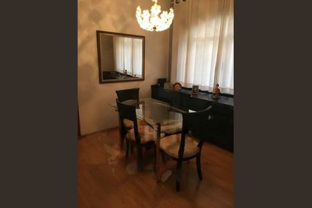 Casa à venda com 4 quartos, 152m² em Jardim Ernestina, São Paulo