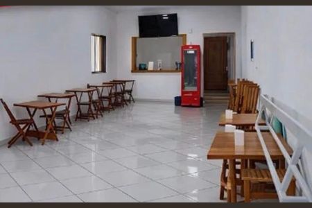 Casa à venda com 110m², 1 quarto e sem vaga