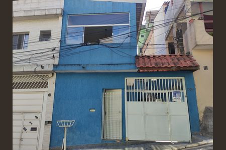 Fachada de casa à venda com 5 quartos, 180m² em Conjunto Residencial Jardim Canaa, São Paulo