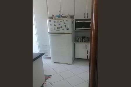 COZINHA de apartamento à venda com 3 quartos, 75m² em Vila Osasco, Osasco