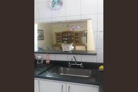 COZINHA de apartamento à venda com 3 quartos, 75m² em Vila Osasco, Osasco