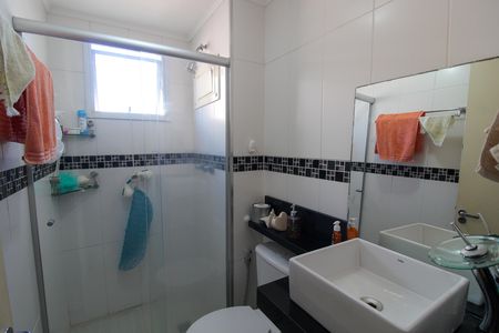 Banheiro de apartamento à venda com 2 quartos, 55m² em Jardim das Vertentes, São Paulo