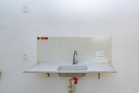 Cozinha de apartamento para alugar com 2 quartos, 46m² em Fazenda da Juta, São Paulo