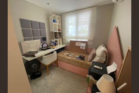 Apartamento à venda com 81m², 2 quartos e 1 vaga Apartamento à venda com 81m², 2 quartos e 1 vagaQuarto